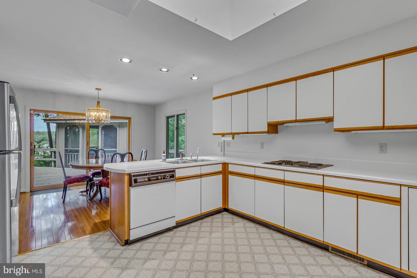 109 KINGFISHER CIRCLE, WEEMS, Virginia 22576, 3 Bedrooms Bedrooms, ,2 BathroomsBathrooms,Residential,For sale,109 KINGFISHER CIRCLE,VALV2000804 MLS # VALV2000804 109 KINGFISHER CIRCLE, WEEMS, Virginia 22576, 3 Bedrooms Bedrooms, ,2 BathroomsBathrooms,Residential,For sale,109 KINGFISHER CIRCLE,VALV2000804 MLS # VALV2000804