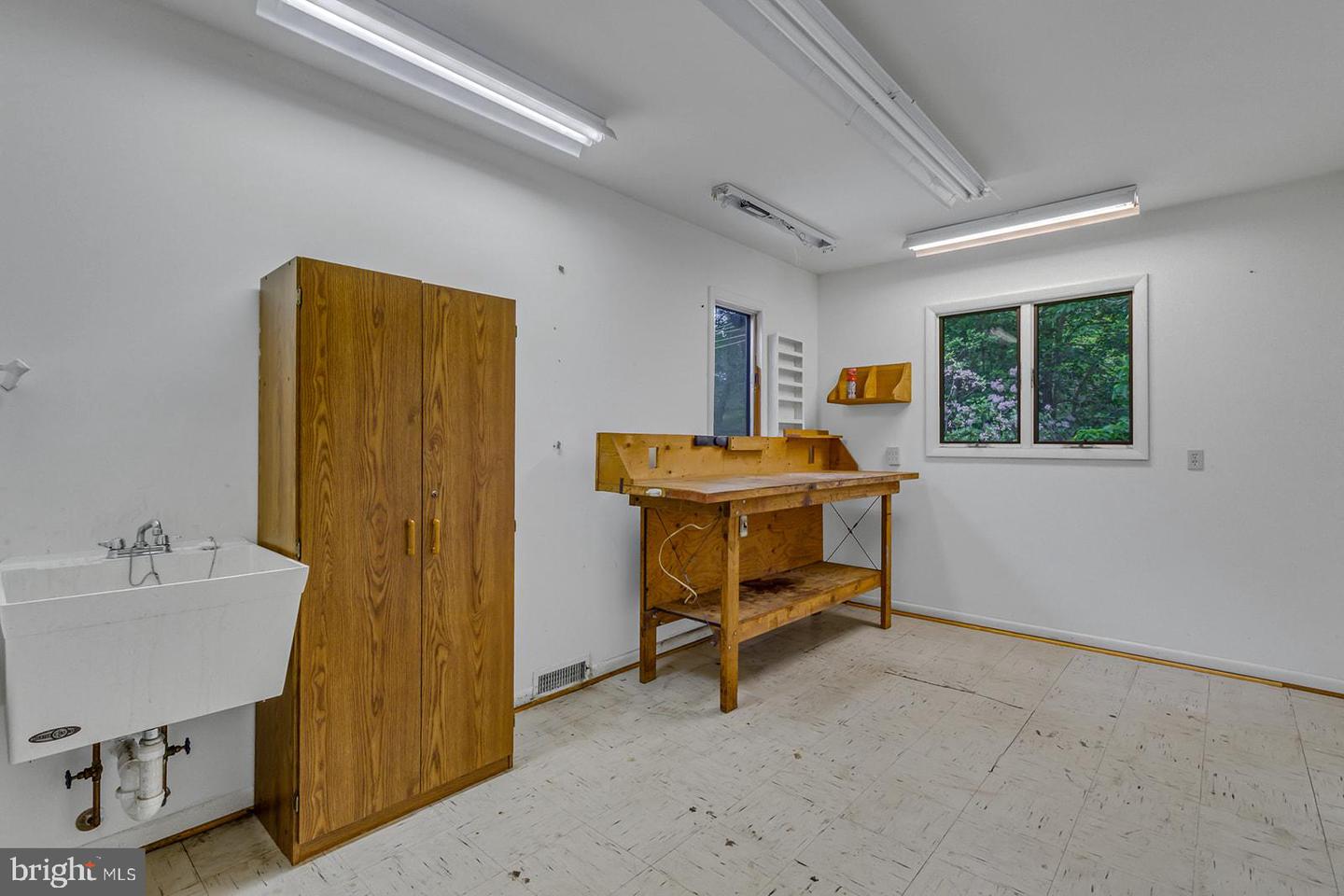 109 KINGFISHER CIRCLE, WEEMS, Virginia 22576, 3 Bedrooms Bedrooms, ,2 BathroomsBathrooms,Residential,For sale,109 KINGFISHER CIRCLE,VALV2000804 MLS # VALV2000804 109 KINGFISHER CIRCLE, WEEMS, Virginia 22576, 3 Bedrooms Bedrooms, ,2 BathroomsBathrooms,Residential,For sale,109 KINGFISHER CIRCLE,VALV2000804 MLS # VALV2000804