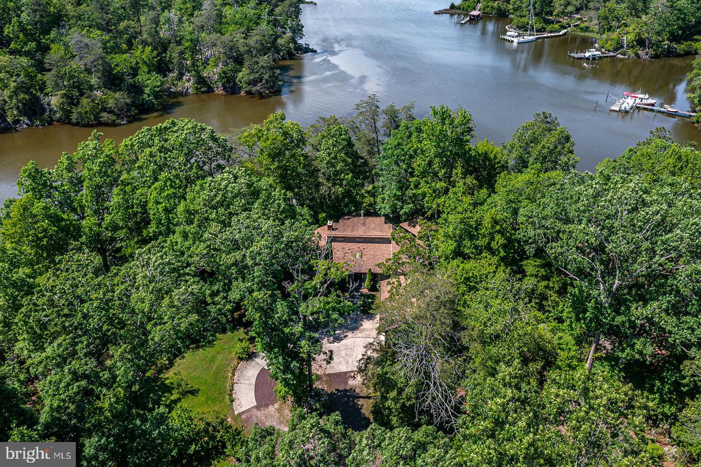 109 KINGFISHER CIRCLE, WEEMS, Virginia 22576, 3 Bedrooms Bedrooms, ,2 BathroomsBathrooms,Residential,For sale,109 KINGFISHER CIRCLE,VALV2000804 MLS # VALV2000804 109 KINGFISHER CIRCLE, WEEMS, Virginia 22576, 3 Bedrooms Bedrooms, ,2 BathroomsBathrooms,Residential,For sale,109 KINGFISHER CIRCLE,VALV2000804 MLS # VALV2000804