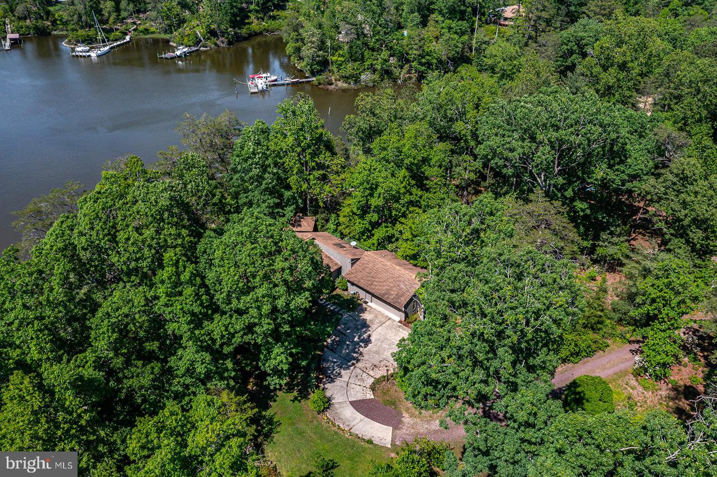 109 KINGFISHER CIRCLE, WEEMS, Virginia 22576, 3 Bedrooms Bedrooms, ,2 BathroomsBathrooms,Residential,For sale,109 KINGFISHER CIRCLE,VALV2000804 MLS # VALV2000804 109 KINGFISHER CIRCLE, WEEMS, Virginia 22576, 3 Bedrooms Bedrooms, ,2 BathroomsBathrooms,Residential,For sale,109 KINGFISHER CIRCLE,VALV2000804 MLS # VALV2000804