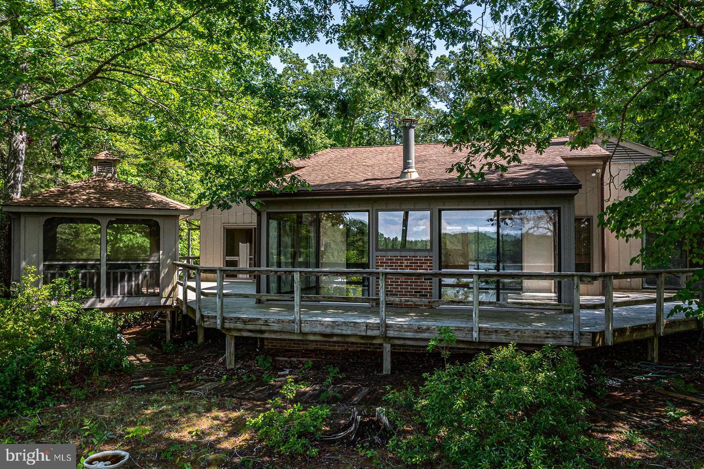 109 KINGFISHER CIRCLE, WEEMS, Virginia 22576, 3 Bedrooms Bedrooms, ,2 BathroomsBathrooms,Residential,For sale,109 KINGFISHER CIRCLE,VALV2000804 MLS # VALV2000804 109 KINGFISHER CIRCLE, WEEMS, Virginia 22576, 3 Bedrooms Bedrooms, ,2 BathroomsBathrooms,Residential,For sale,109 KINGFISHER CIRCLE,VALV2000804 MLS # VALV2000804