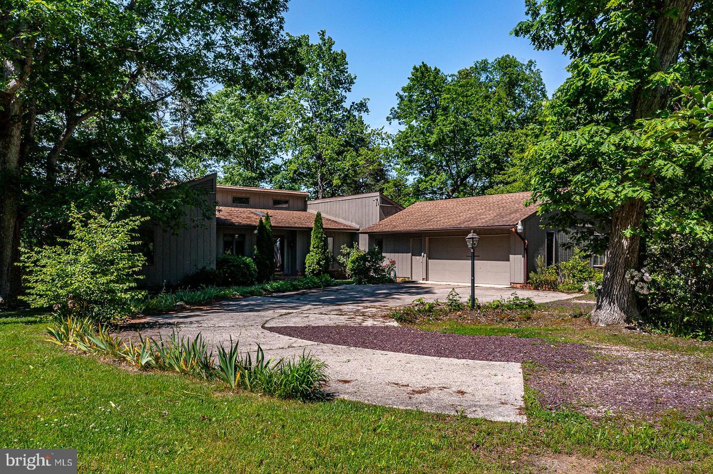 109 KINGFISHER CIRCLE, WEEMS, Virginia 22576, 3 Bedrooms Bedrooms, ,2 BathroomsBathrooms,Residential,For sale,109 KINGFISHER CIRCLE,VALV2000804 MLS # VALV2000804 109 KINGFISHER CIRCLE, WEEMS, Virginia 22576, 3 Bedrooms Bedrooms, ,2 BathroomsBathrooms,Residential,For sale,109 KINGFISHER CIRCLE,VALV2000804 MLS # VALV2000804