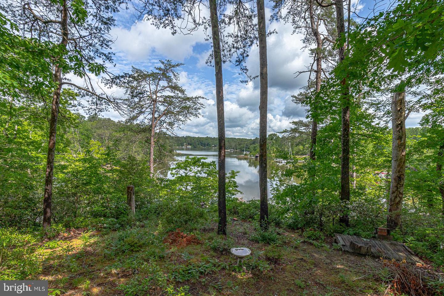 109 KINGFISHER CIRCLE, WEEMS, Virginia 22576, 3 Bedrooms Bedrooms, ,2 BathroomsBathrooms,Residential,For sale,109 KINGFISHER CIRCLE,VALV2000804 MLS # VALV2000804 109 KINGFISHER CIRCLE, WEEMS, Virginia 22576, 3 Bedrooms Bedrooms, ,2 BathroomsBathrooms,Residential,For sale,109 KINGFISHER CIRCLE,VALV2000804 MLS # VALV2000804