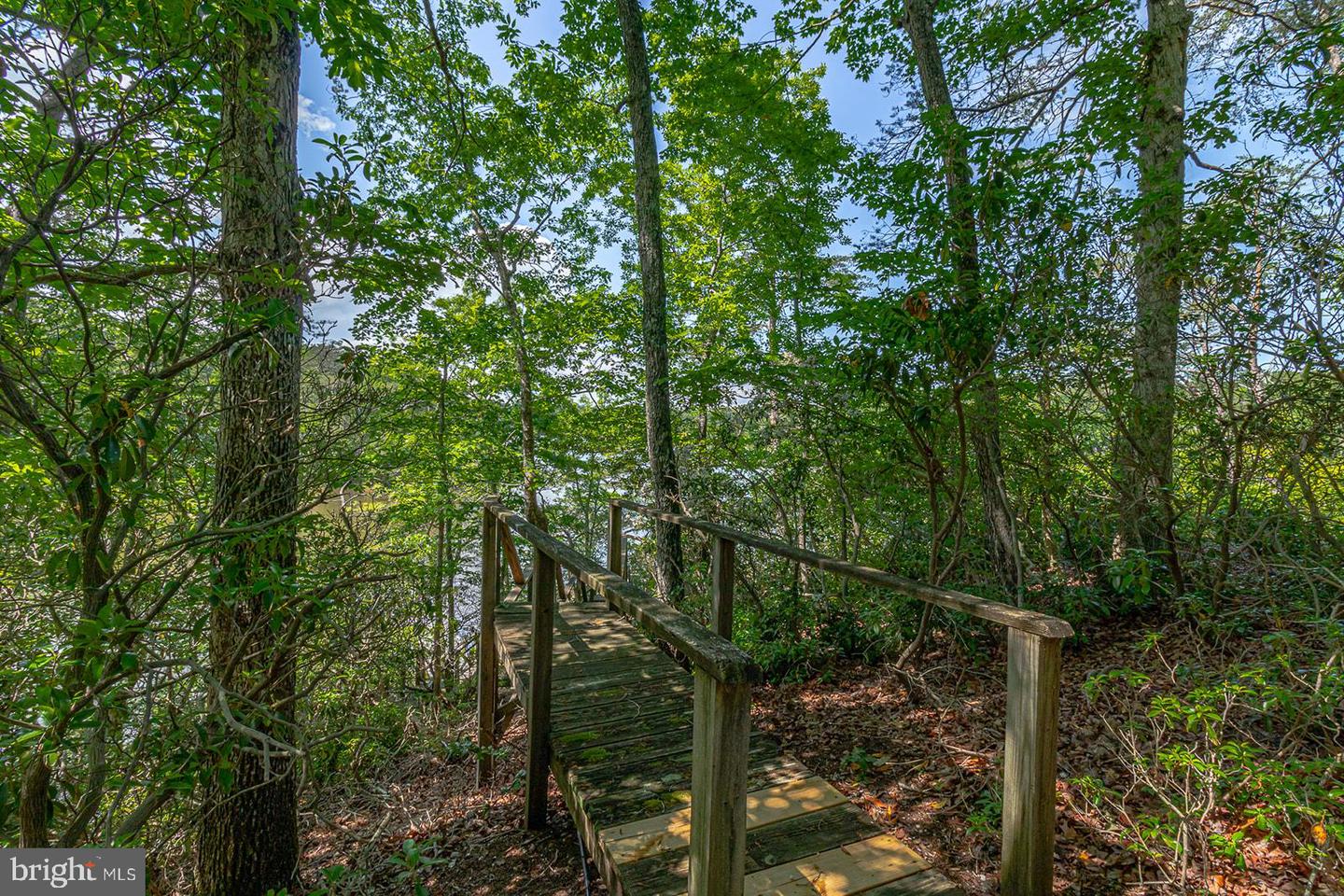 109 KINGFISHER CIRCLE, WEEMS, Virginia 22576, 3 Bedrooms Bedrooms, ,2 BathroomsBathrooms,Residential,For sale,109 KINGFISHER CIRCLE,VALV2000804 MLS # VALV2000804 109 KINGFISHER CIRCLE, WEEMS, Virginia 22576, 3 Bedrooms Bedrooms, ,2 BathroomsBathrooms,Residential,For sale,109 KINGFISHER CIRCLE,VALV2000804 MLS # VALV2000804