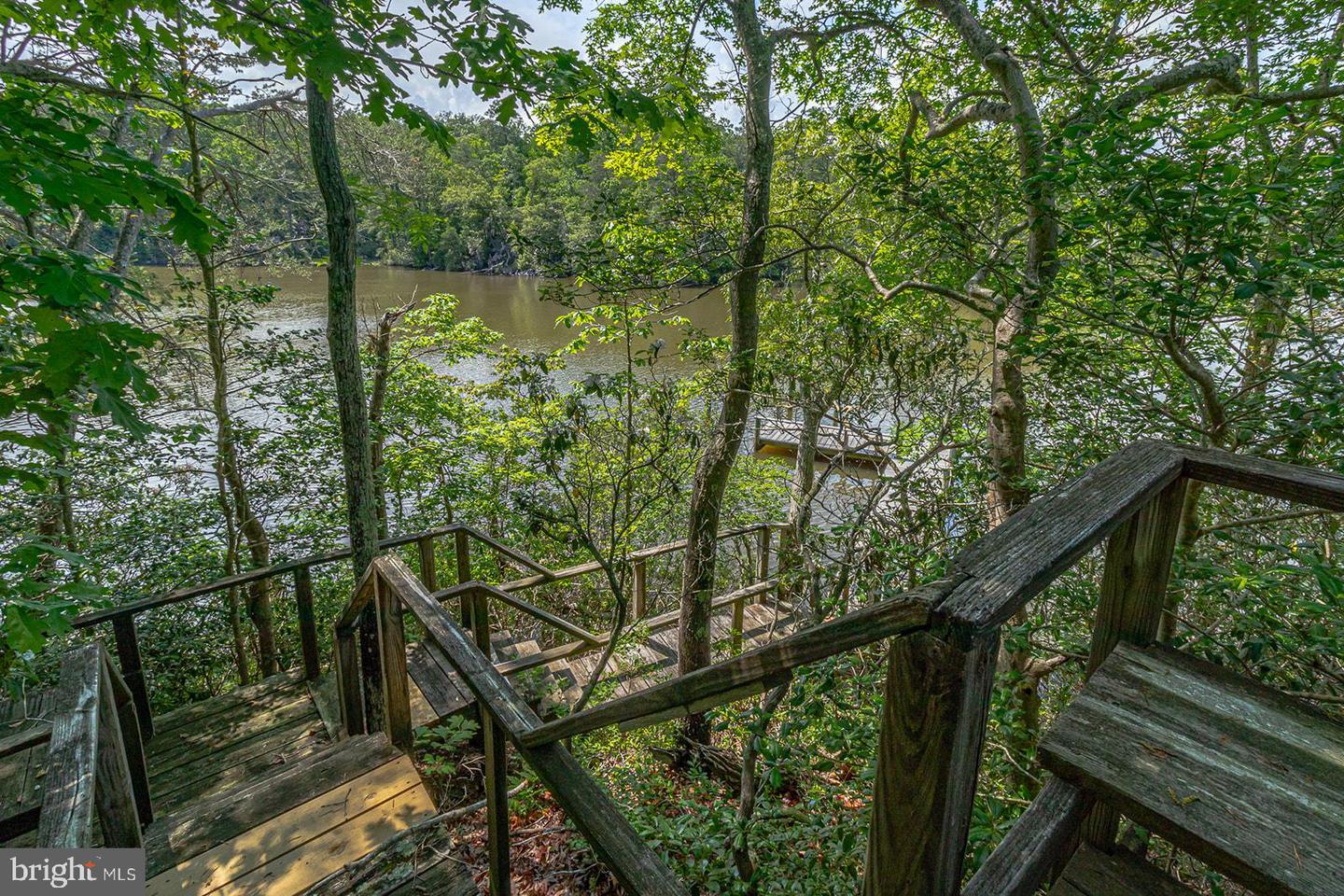 109 KINGFISHER CIRCLE, WEEMS, Virginia 22576, 3 Bedrooms Bedrooms, ,2 BathroomsBathrooms,Residential,For sale,109 KINGFISHER CIRCLE,VALV2000804 MLS # VALV2000804 109 KINGFISHER CIRCLE, WEEMS, Virginia 22576, 3 Bedrooms Bedrooms, ,2 BathroomsBathrooms,Residential,For sale,109 KINGFISHER CIRCLE,VALV2000804 MLS # VALV2000804