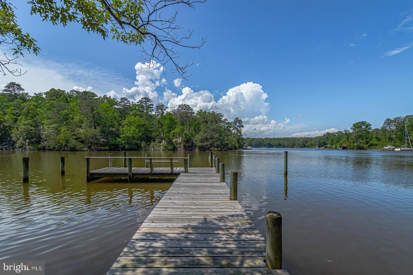 109 KINGFISHER CIRCLE, WEEMS, Virginia 22576, 3 Bedrooms Bedrooms, ,2 BathroomsBathrooms,Residential,For sale,109 KINGFISHER CIRCLE,VALV2000804 MLS # VALV2000804 109 KINGFISHER CIRCLE, WEEMS, Virginia 22576, 3 Bedrooms Bedrooms, ,2 BathroomsBathrooms,Residential,For sale,109 KINGFISHER CIRCLE,VALV2000804 MLS # VALV2000804