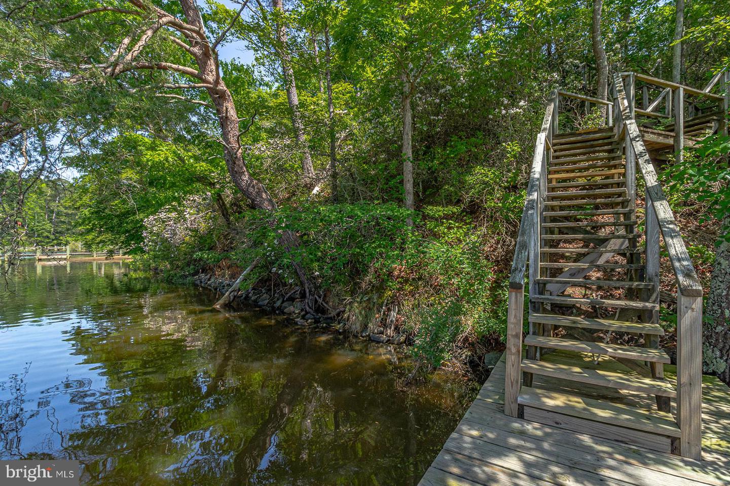 109 KINGFISHER CIRCLE, WEEMS, Virginia 22576, 3 Bedrooms Bedrooms, ,2 BathroomsBathrooms,Residential,For sale,109 KINGFISHER CIRCLE,VALV2000804 MLS # VALV2000804 109 KINGFISHER CIRCLE, WEEMS, Virginia 22576, 3 Bedrooms Bedrooms, ,2 BathroomsBathrooms,Residential,For sale,109 KINGFISHER CIRCLE,VALV2000804 MLS # VALV2000804