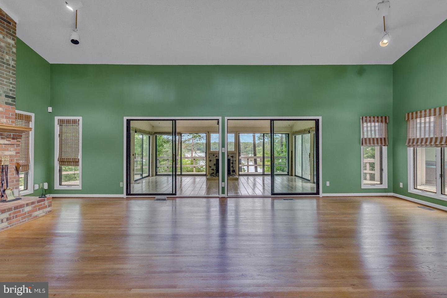 109 KINGFISHER CIRCLE, WEEMS, Virginia 22576, 3 Bedrooms Bedrooms, ,2 BathroomsBathrooms,Residential,For sale,109 KINGFISHER CIRCLE,VALV2000804 MLS # VALV2000804 109 KINGFISHER CIRCLE, WEEMS, Virginia 22576, 3 Bedrooms Bedrooms, ,2 BathroomsBathrooms,Residential,For sale,109 KINGFISHER CIRCLE,VALV2000804 MLS # VALV2000804