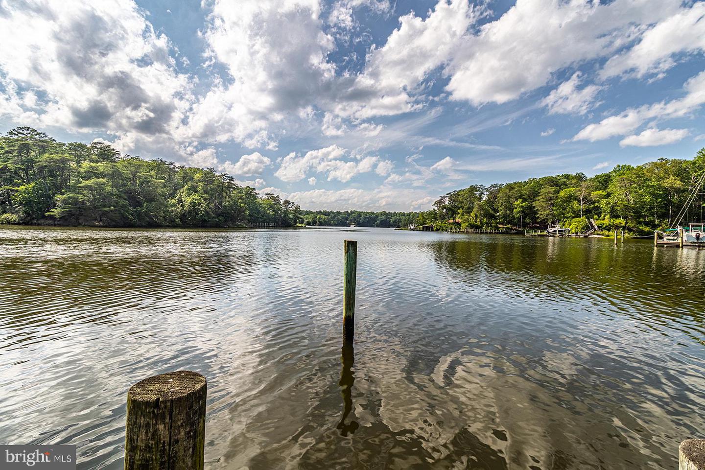 109 KINGFISHER CIRCLE, WEEMS, Virginia 22576, 3 Bedrooms Bedrooms, ,2 BathroomsBathrooms,Residential,For sale,109 KINGFISHER CIRCLE,VALV2000804 MLS # VALV2000804 109 KINGFISHER CIRCLE, WEEMS, Virginia 22576, 3 Bedrooms Bedrooms, ,2 BathroomsBathrooms,Residential,For sale,109 KINGFISHER CIRCLE,VALV2000804 MLS # VALV2000804