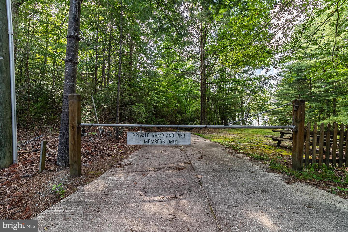 109 KINGFISHER CIRCLE, WEEMS, Virginia 22576, 3 Bedrooms Bedrooms, ,2 BathroomsBathrooms,Residential,For sale,109 KINGFISHER CIRCLE,VALV2000804 MLS # VALV2000804 109 KINGFISHER CIRCLE, WEEMS, Virginia 22576, 3 Bedrooms Bedrooms, ,2 BathroomsBathrooms,Residential,For sale,109 KINGFISHER CIRCLE,VALV2000804 MLS # VALV2000804