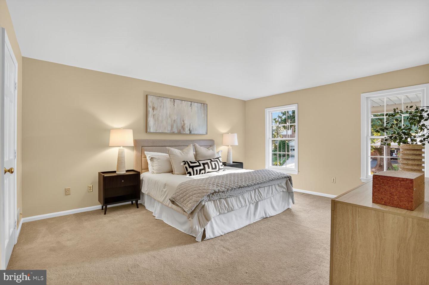 4893 35TH RD N, ARLINGTON, Virginia 22207, 6 Bedrooms Bedrooms, 12 Rooms Rooms,3 BathroomsBathrooms,Residential,For sale,4893 35TH RD N,VAAR2062184 MLS # VAAR2062184 4893 35TH RD N, ARLINGTON, Virginia 22207, 6 Bedrooms Bedrooms, 12 Rooms Rooms,3 BathroomsBathrooms,Residential,For sale,4893 35TH RD N,VAAR2062184 MLS # VAAR2062184