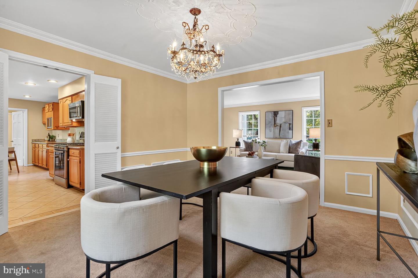 4893 35TH RD N, ARLINGTON, Virginia 22207, 6 Bedrooms Bedrooms, 12 Rooms Rooms,3 BathroomsBathrooms,Residential,For sale,4893 35TH RD N,VAAR2062184 MLS # VAAR2062184 4893 35TH RD N, ARLINGTON, Virginia 22207, 6 Bedrooms Bedrooms, 12 Rooms Rooms,3 BathroomsBathrooms,Residential,For sale,4893 35TH RD N,VAAR2062184 MLS # VAAR2062184