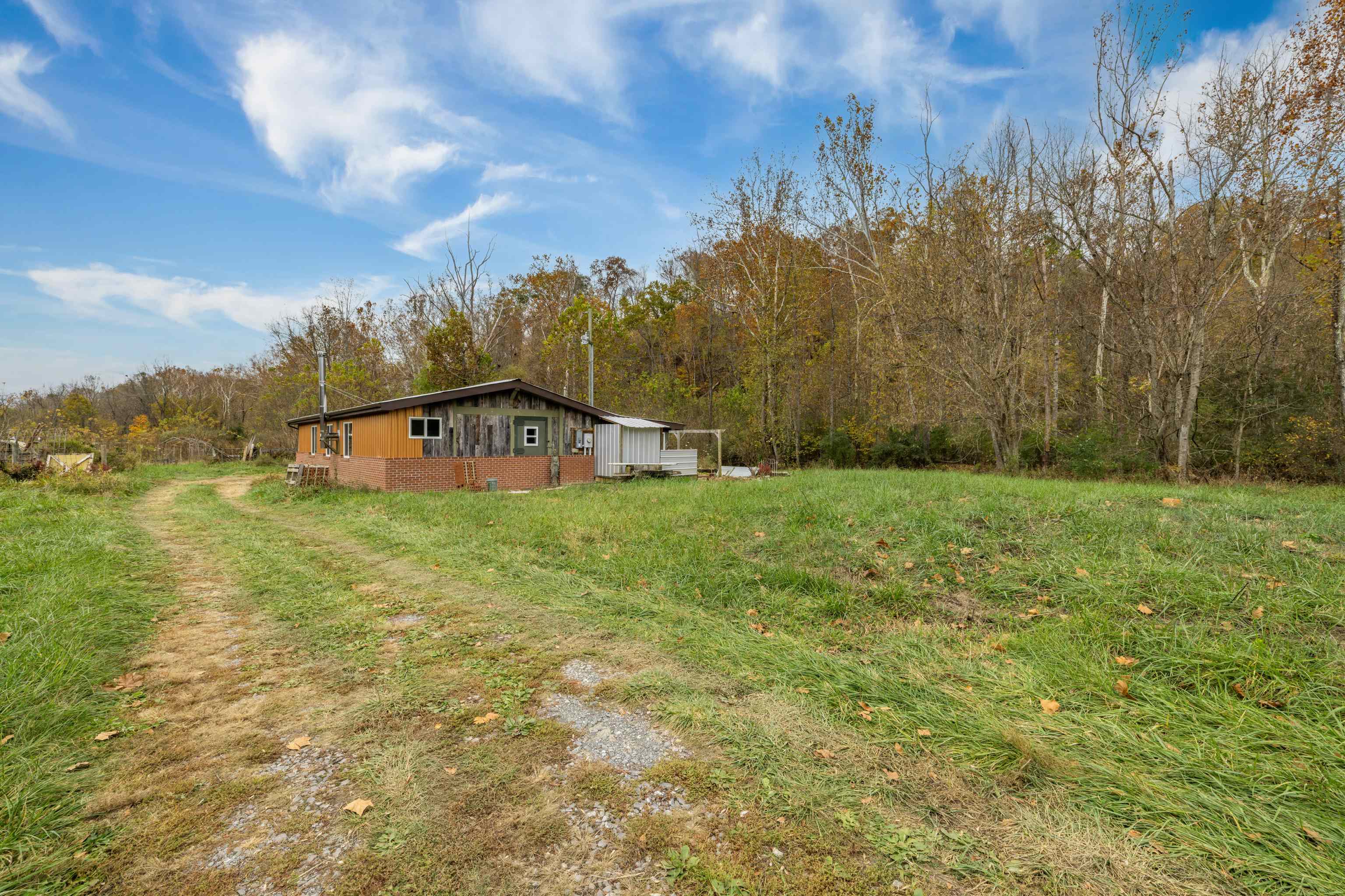 3441 W MIDLAND TRL, LEXINGTON, Virginia 24450, 2 Bedrooms Bedrooms, ,1 BathroomBathrooms,Residential,3441 W MIDLAND TRL,670751 MLS # 670751