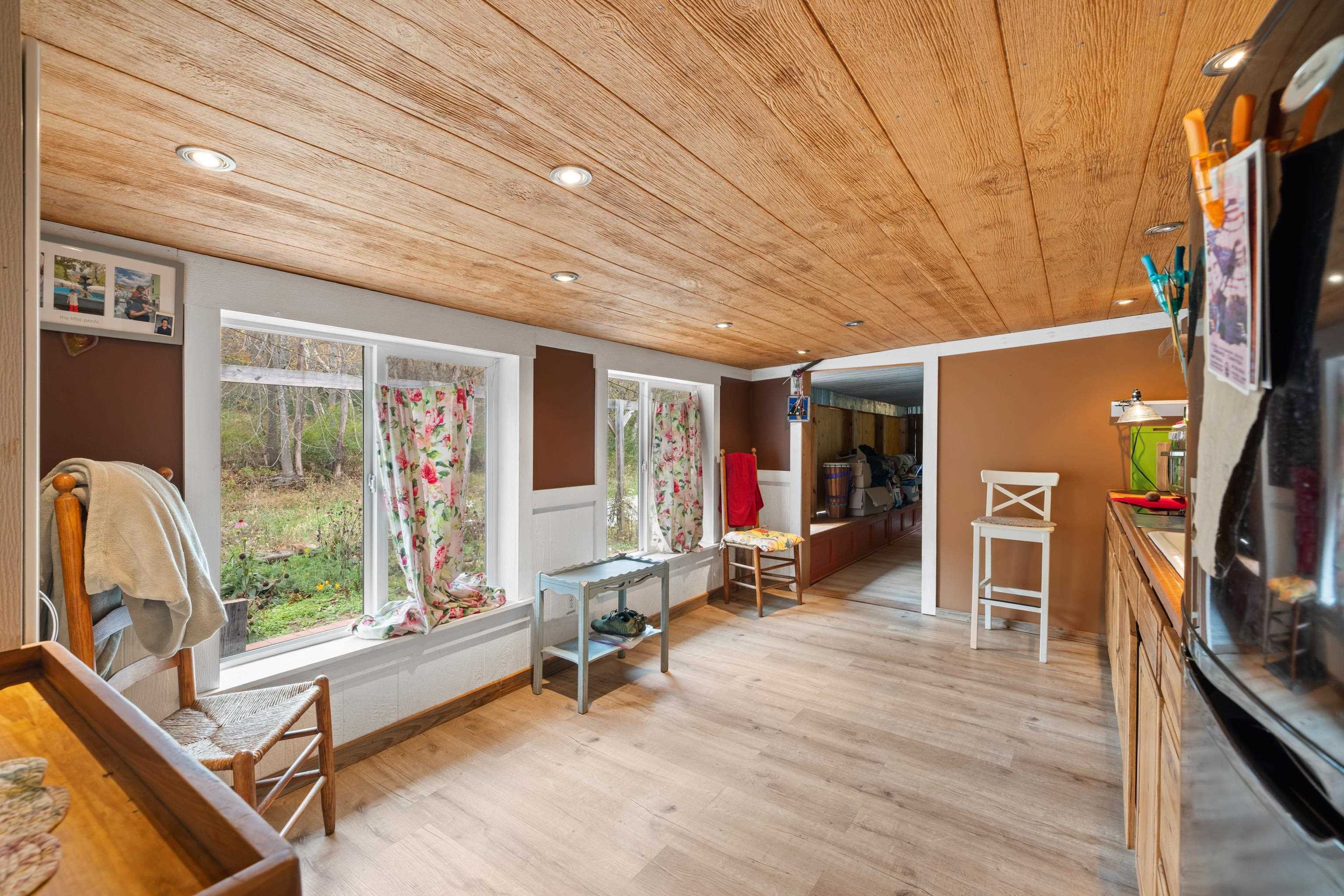 3441 W MIDLAND TRL, LEXINGTON, Virginia 24450, 2 Bedrooms Bedrooms, ,1 BathroomBathrooms,Residential,3441 W MIDLAND TRL,670751 MLS # 670751