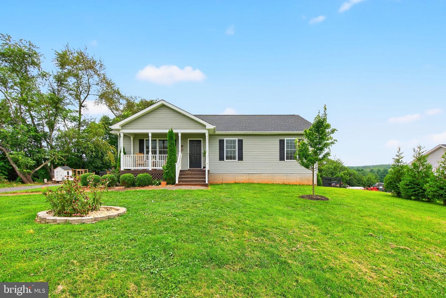 9195 WHITE SHOP, CULPEPER, Virginia 22701, 3 Bedrooms Bedrooms, ,2 BathroomsBathrooms,Residential,For sale,9195 WHITE SHOP,VACU2011206 MLS # VACU2011206 9195 WHITE SHOP, CULPEPER, Virginia 22701, 3 Bedrooms Bedrooms, ,2 BathroomsBathrooms,Residential,For sale,9195 WHITE SHOP,VACU2011206 MLS # VACU2011206