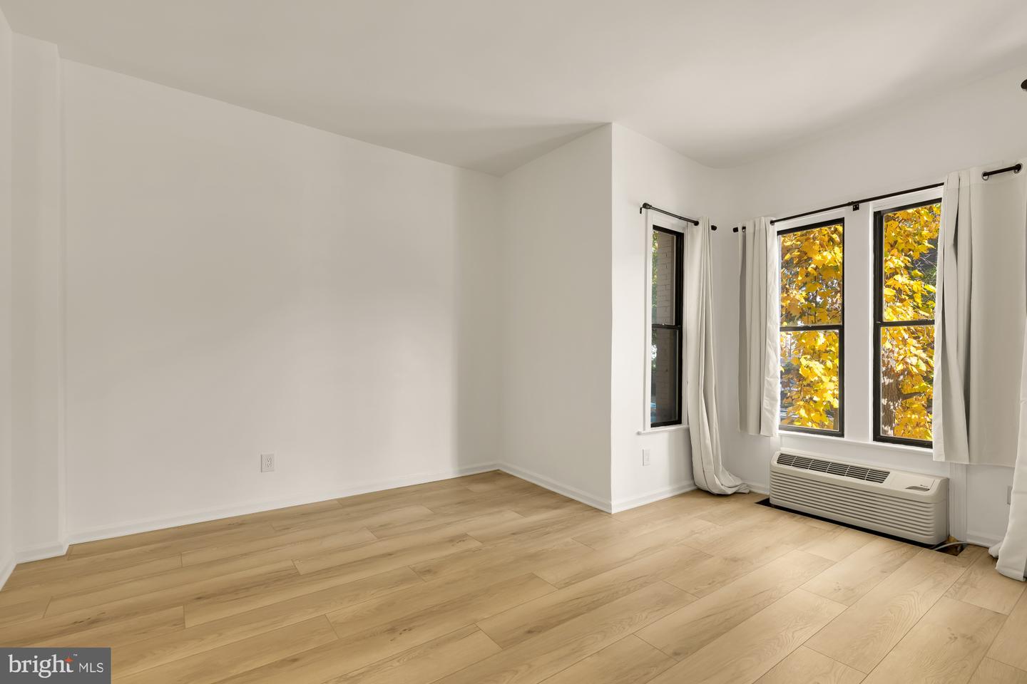 1822 15TH ST NW #107, WASHINGTON, District Of Columbia 20009, ,1 BathroomBathrooms,Residential,For sale,1822 15TH ST NW #107,DCDC2214974 MLS # DCDC2214974 1822 15TH ST NW #107, WASHINGTON, District Of Columbia 20009, ,1 BathroomBathrooms,Residential,For sale,1822 15TH ST NW #107,DCDC2214974 MLS # DCDC2214974