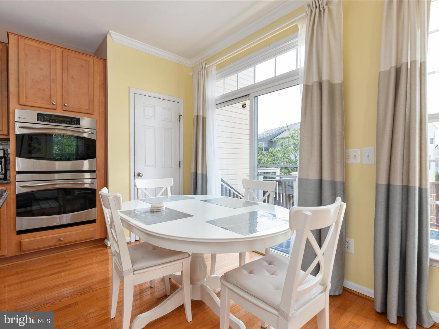 2433 BATTERY HILL CIR, WOODBRIDGE, Virginia 22191, 4 Bedrooms Bedrooms, 8 Rooms Rooms,3 BathroomsBathrooms,Residential,For sale,2433 BATTERY HILL CIR,VAPW2101840 MLS # VAPW2101840 2433 BATTERY HILL CIR, WOODBRIDGE, Virginia 22191, 4 Bedrooms Bedrooms, 8 Rooms Rooms,3 BathroomsBathrooms,Residential,For sale,2433 BATTERY HILL CIR,VAPW2101840 MLS # VAPW2101840