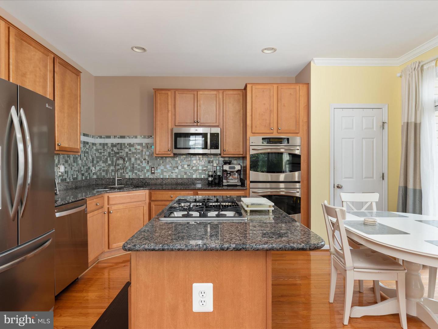 2433 BATTERY HILL CIR, WOODBRIDGE, Virginia 22191, 4 Bedrooms Bedrooms, 8 Rooms Rooms,3 BathroomsBathrooms,Residential,For sale,2433 BATTERY HILL CIR,VAPW2101840 MLS # VAPW2101840 2433 BATTERY HILL CIR, WOODBRIDGE, Virginia 22191, 4 Bedrooms Bedrooms, 8 Rooms Rooms,3 BathroomsBathrooms,Residential,For sale,2433 BATTERY HILL CIR,VAPW2101840 MLS # VAPW2101840