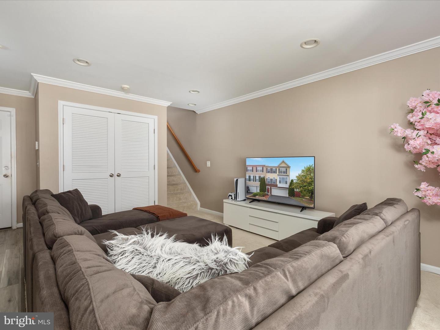 2433 BATTERY HILL CIR, WOODBRIDGE, Virginia 22191, 4 Bedrooms Bedrooms, 8 Rooms Rooms,3 BathroomsBathrooms,Residential,For sale,2433 BATTERY HILL CIR,VAPW2101840 MLS # VAPW2101840 2433 BATTERY HILL CIR, WOODBRIDGE, Virginia 22191, 4 Bedrooms Bedrooms, 8 Rooms Rooms,3 BathroomsBathrooms,Residential,For sale,2433 BATTERY HILL CIR,VAPW2101840 MLS # VAPW2101840