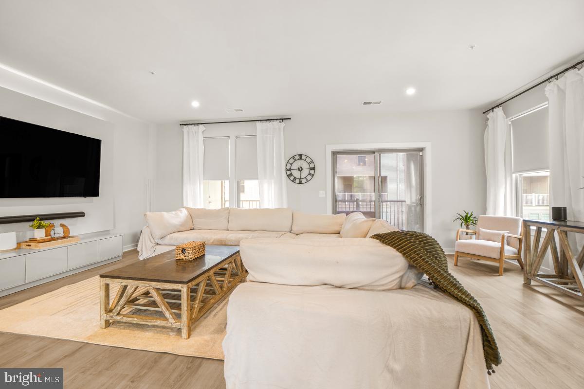 408-B PULLMAN PL, MANASSAS PARK, Virginia 20111, 3 Bedrooms Bedrooms, ,2 BathroomsBathrooms,Residential,For sale,408-B PULLMAN PL,VAMP2003250 MLS # VAMP2003250 408-B PULLMAN PL, MANASSAS PARK, Virginia 20111, 3 Bedrooms Bedrooms, ,2 BathroomsBathrooms,Residential,For sale,408-B PULLMAN PL,VAMP2003250 MLS # VAMP2003250