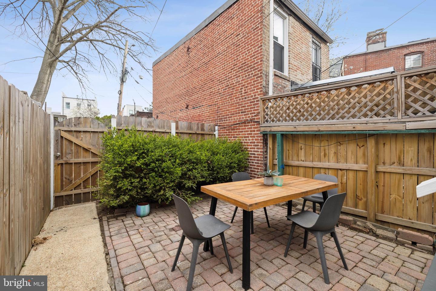 659 MARYLAND AVE NE, WASHINGTON, District Of Columbia 20002, 4 Bedrooms Bedrooms, ,3 BathroomsBathrooms,Residential,For sale,659 MARYLAND AVE NE,DCDC2220282 MLS # DCDC2220282 659 MARYLAND AVE NE, WASHINGTON, District Of Columbia 20002, 4 Bedrooms Bedrooms, ,3 BathroomsBathrooms,Residential,For sale,659 MARYLAND AVE NE,DCDC2220282 MLS # DCDC2220282