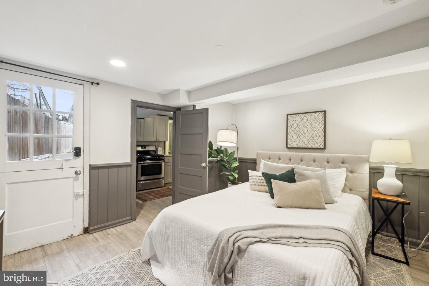 659 MARYLAND AVE NE, WASHINGTON, District Of Columbia 20002, 4 Bedrooms Bedrooms, ,3 BathroomsBathrooms,Residential,For sale,659 MARYLAND AVE NE,DCDC2220282 MLS # DCDC2220282 659 MARYLAND AVE NE, WASHINGTON, District Of Columbia 20002, 4 Bedrooms Bedrooms, ,3 BathroomsBathrooms,Residential,For sale,659 MARYLAND AVE NE,DCDC2220282 MLS # DCDC2220282