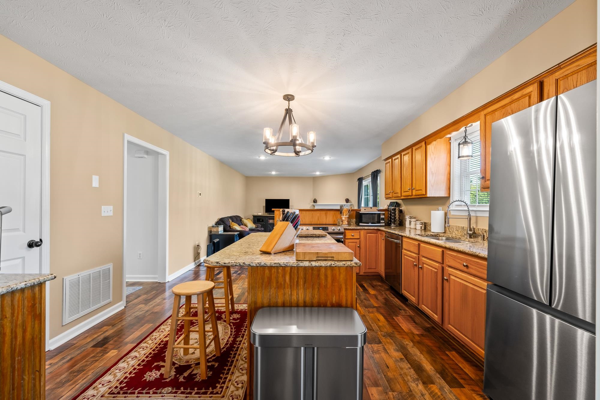 623 BULL RUN, STAUNTON, Virginia 24401, 3 Bedrooms Bedrooms, ,2 BathroomsBathrooms,Residential,623 BULL RUN,670759 MLS # 670759 623 BULL RUN, STAUNTON, Virginia 24401, 3 Bedrooms Bedrooms, ,2 BathroomsBathrooms,Residential,623 BULL RUN,670759 MLS # 670759