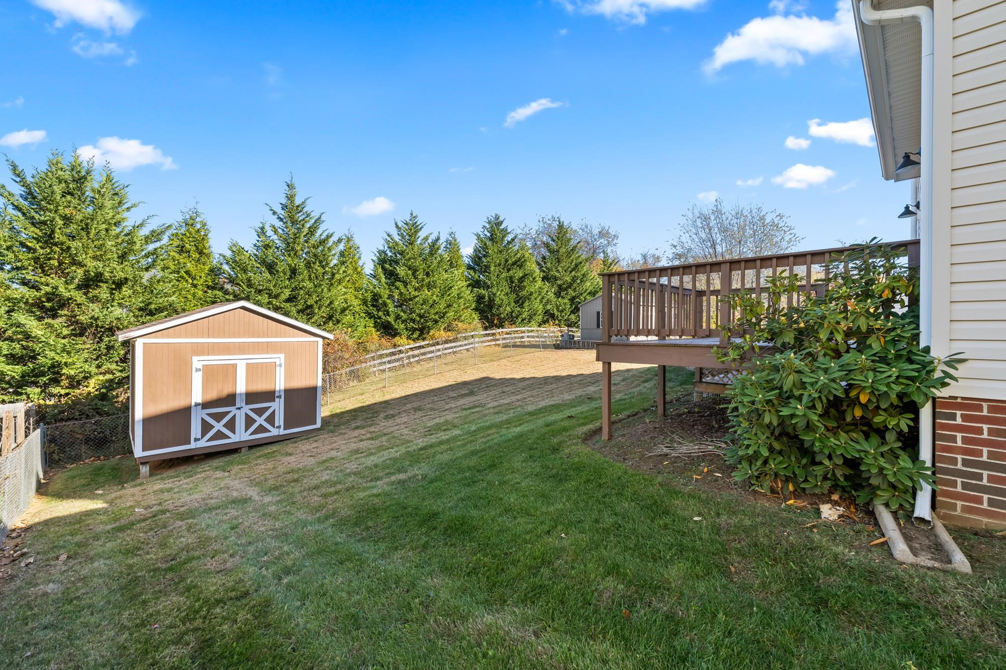 623 BULL RUN, STAUNTON, Virginia 24401, 3 Bedrooms Bedrooms, ,2 BathroomsBathrooms,Residential,623 BULL RUN,670759 MLS # 670759 623 BULL RUN, STAUNTON, Virginia 24401, 3 Bedrooms Bedrooms, ,2 BathroomsBathrooms,Residential,623 BULL RUN,670759 MLS # 670759