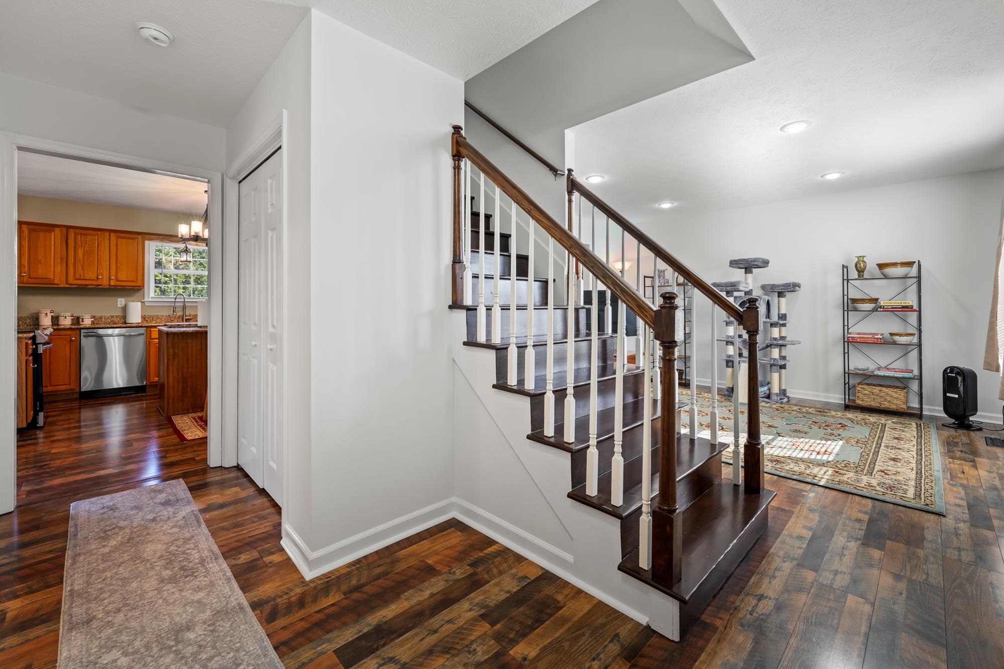 623 BULL RUN, STAUNTON, Virginia 24401, 3 Bedrooms Bedrooms, ,2 BathroomsBathrooms,Residential,623 BULL RUN,670759 MLS # 670759 623 BULL RUN, STAUNTON, Virginia 24401, 3 Bedrooms Bedrooms, ,2 BathroomsBathrooms,Residential,623 BULL RUN,670759 MLS # 670759