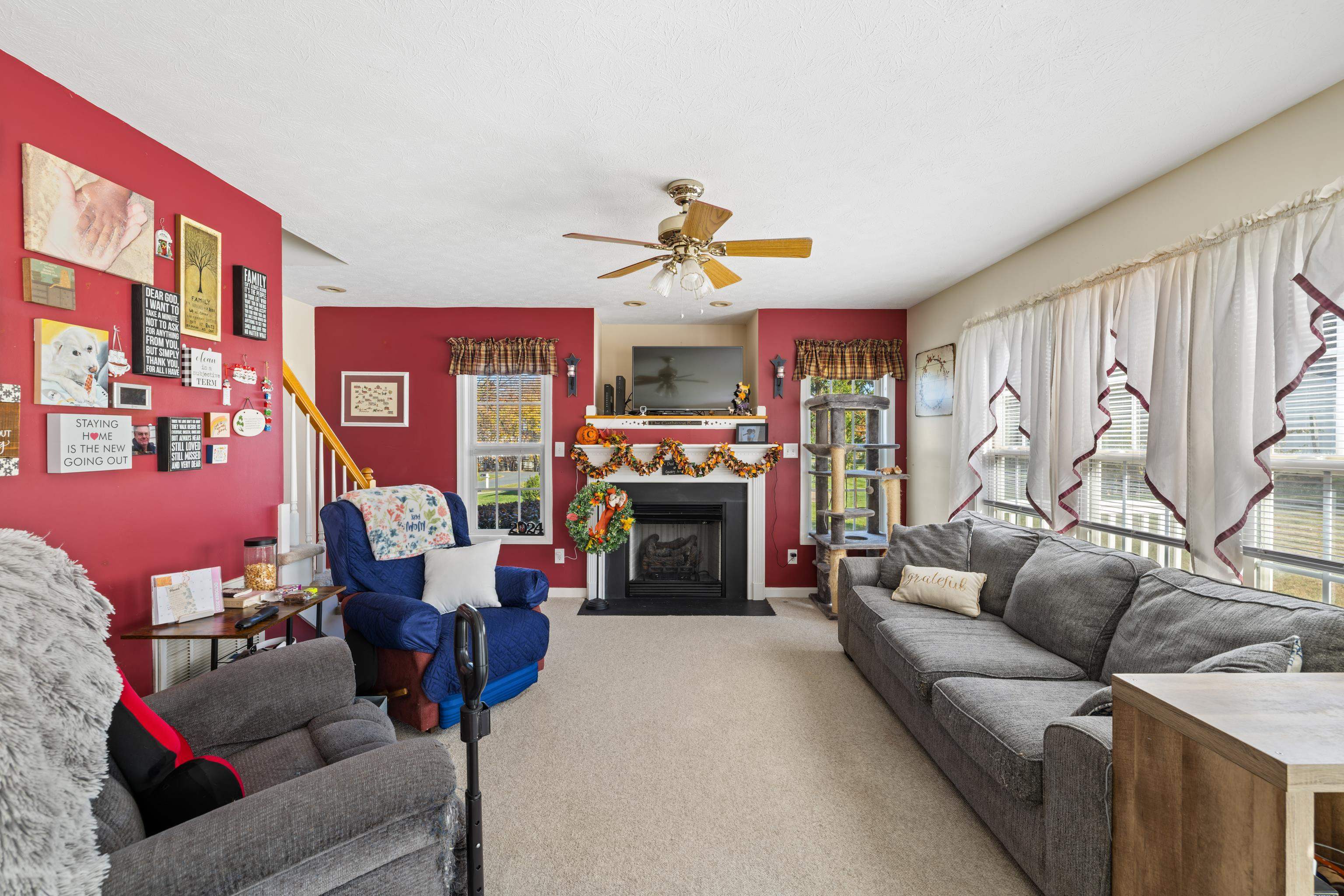 22 BEATRICE CT, FISHERSVILLE, Virginia 22939, 5 Bedrooms Bedrooms, ,3 BathroomsBathrooms,Residential,22 BEATRICE CT,670760 MLS # 670760 22 BEATRICE CT, FISHERSVILLE, Virginia 22939, 5 Bedrooms Bedrooms, ,3 BathroomsBathrooms,Residential,22 BEATRICE CT,670760 MLS # 670760