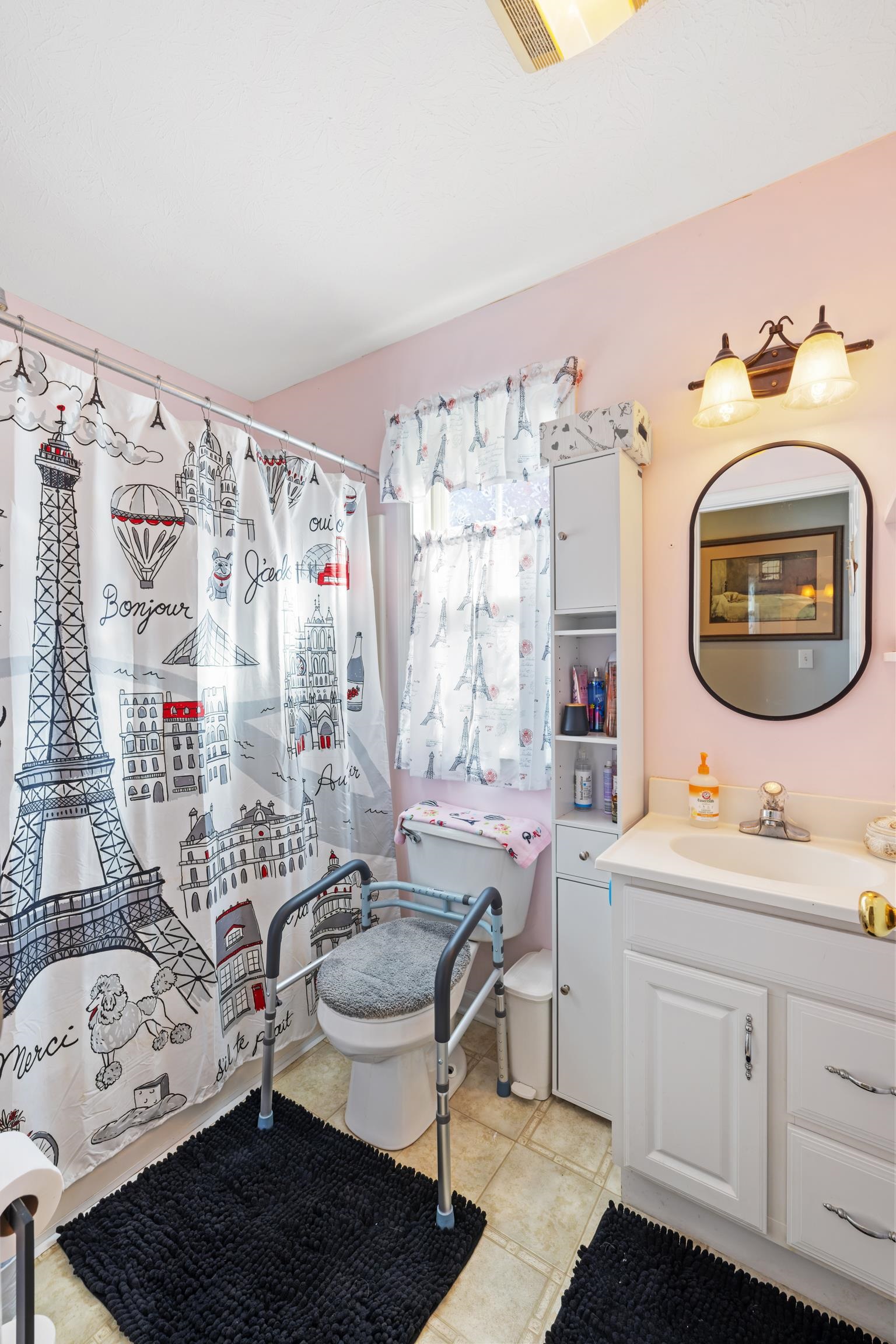 22 BEATRICE CT, FISHERSVILLE, Virginia 22939, 5 Bedrooms Bedrooms, ,3 BathroomsBathrooms,Residential,22 BEATRICE CT,670760 MLS # 670760 22 BEATRICE CT, FISHERSVILLE, Virginia 22939, 5 Bedrooms Bedrooms, ,3 BathroomsBathrooms,Residential,22 BEATRICE CT,670760 MLS # 670760