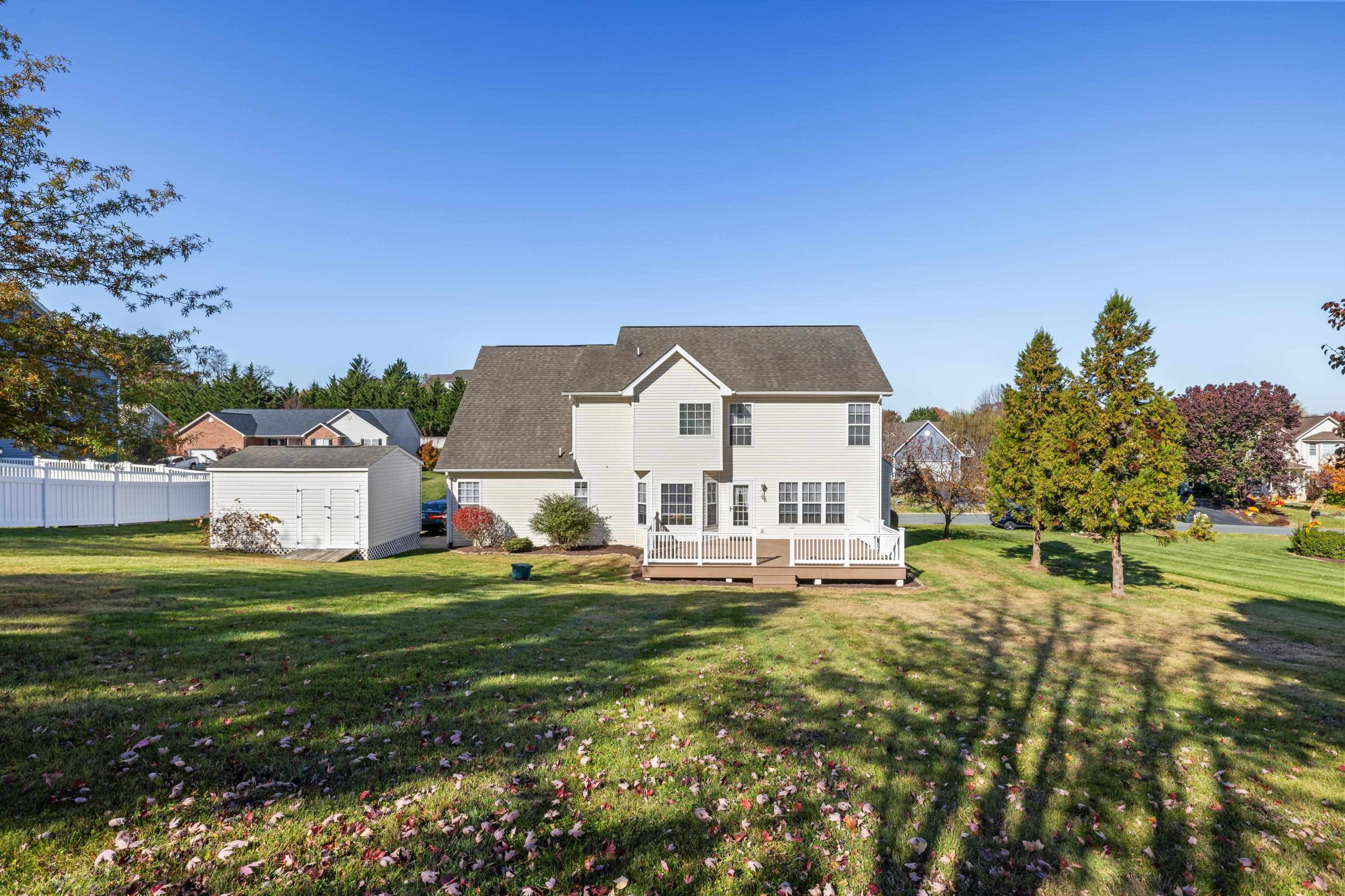 22 BEATRICE CT, FISHERSVILLE, Virginia 22939, 5 Bedrooms Bedrooms, ,3 BathroomsBathrooms,Residential,22 BEATRICE CT,670760 MLS # 670760 22 BEATRICE CT, FISHERSVILLE, Virginia 22939, 5 Bedrooms Bedrooms, ,3 BathroomsBathrooms,Residential,22 BEATRICE CT,670760 MLS # 670760