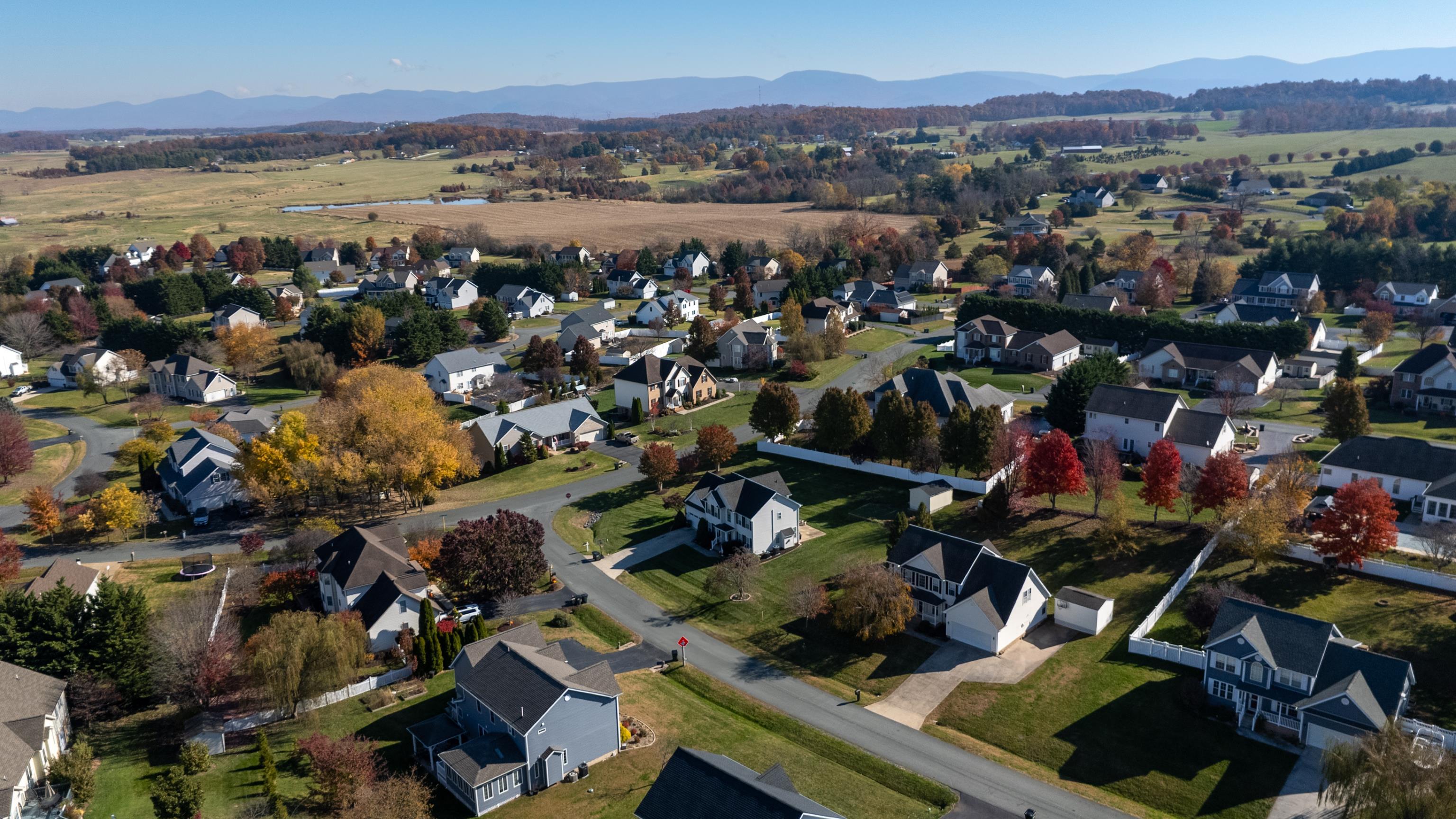 22 BEATRICE CT, FISHERSVILLE, Virginia 22939, 5 Bedrooms Bedrooms, ,3 BathroomsBathrooms,Residential,22 BEATRICE CT,670760 MLS # 670760 22 BEATRICE CT, FISHERSVILLE, Virginia 22939, 5 Bedrooms Bedrooms, ,3 BathroomsBathrooms,Residential,22 BEATRICE CT,670760 MLS # 670760