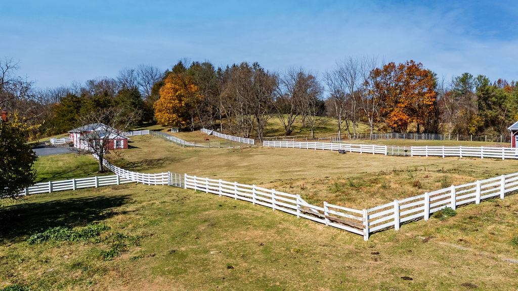1004 E BEVERLEY ST, STAUNTON, Virginia 24401, 6 Bedrooms Bedrooms, ,5 BathroomsBathrooms,Residential,1004 E BEVERLEY ST,670775 MLS # 670775 1004 E BEVERLEY ST, STAUNTON, Virginia 24401, 6 Bedrooms Bedrooms, ,5 BathroomsBathrooms,Residential,1004 E BEVERLEY ST,670775 MLS # 670775
