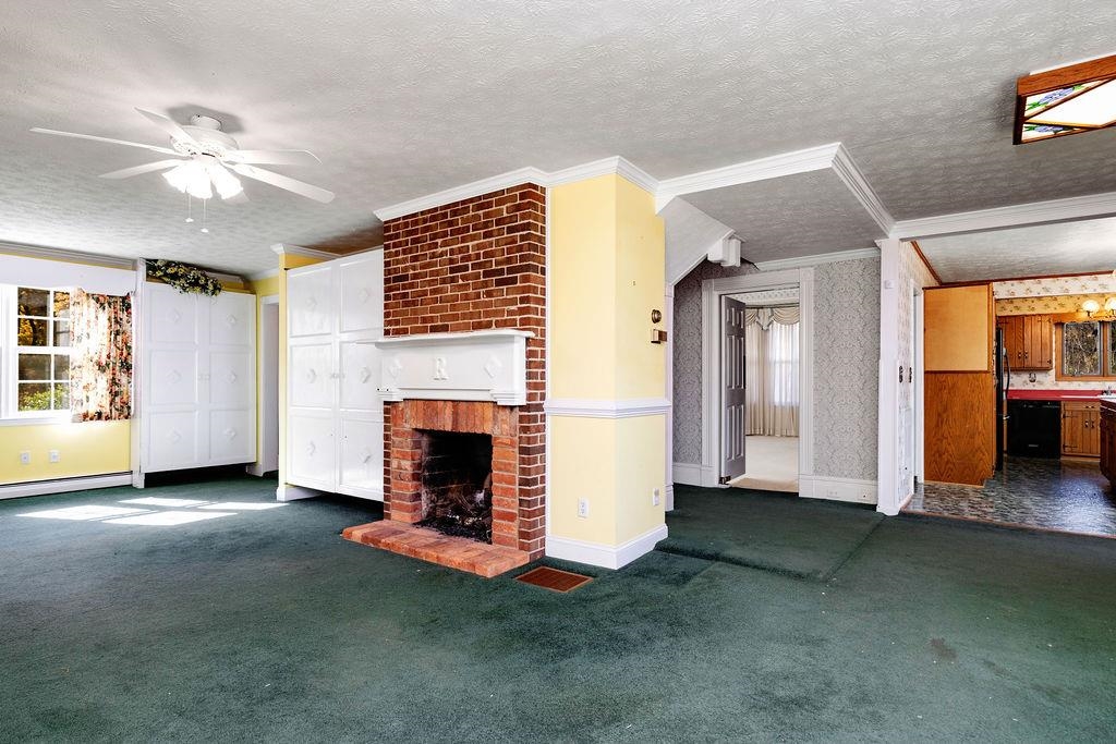 1004 E BEVERLEY ST, STAUNTON, Virginia 24401, 6 Bedrooms Bedrooms, ,5 BathroomsBathrooms,Residential,1004 E BEVERLEY ST,670775 MLS # 670775 1004 E BEVERLEY ST, STAUNTON, Virginia 24401, 6 Bedrooms Bedrooms, ,5 BathroomsBathrooms,Residential,1004 E BEVERLEY ST,670775 MLS # 670775