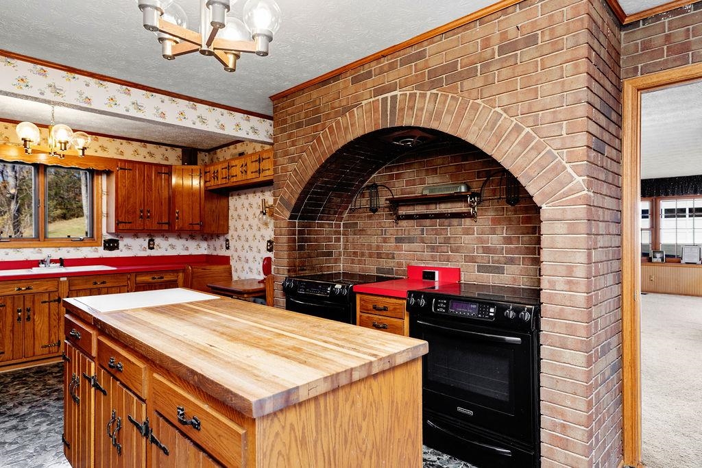 1004 E BEVERLEY ST, STAUNTON, Virginia 24401, 6 Bedrooms Bedrooms, ,5 BathroomsBathrooms,Residential,1004 E BEVERLEY ST,670775 MLS # 670775 1004 E BEVERLEY ST, STAUNTON, Virginia 24401, 6 Bedrooms Bedrooms, ,5 BathroomsBathrooms,Residential,1004 E BEVERLEY ST,670775 MLS # 670775