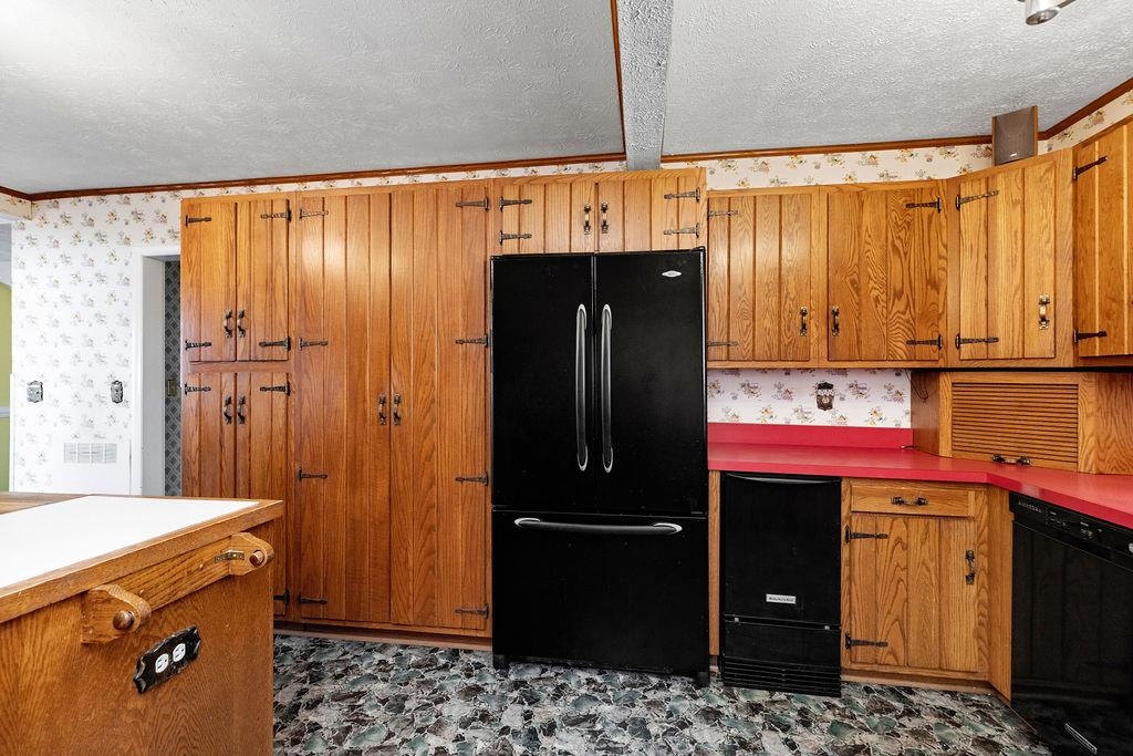 1004 E BEVERLEY ST, STAUNTON, Virginia 24401, 6 Bedrooms Bedrooms, ,5 BathroomsBathrooms,Residential,1004 E BEVERLEY ST,670775 MLS # 670775 1004 E BEVERLEY ST, STAUNTON, Virginia 24401, 6 Bedrooms Bedrooms, ,5 BathroomsBathrooms,Residential,1004 E BEVERLEY ST,670775 MLS # 670775