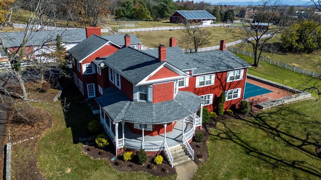 1004 E BEVERLEY ST, STAUNTON, Virginia 24401, 6 Bedrooms Bedrooms, ,5 BathroomsBathrooms,Residential,1004 E BEVERLEY ST,670775 MLS # 670775 1004 E BEVERLEY ST, STAUNTON, Virginia 24401, 6 Bedrooms Bedrooms, ,5 BathroomsBathrooms,Residential,1004 E BEVERLEY ST,670775 MLS # 670775