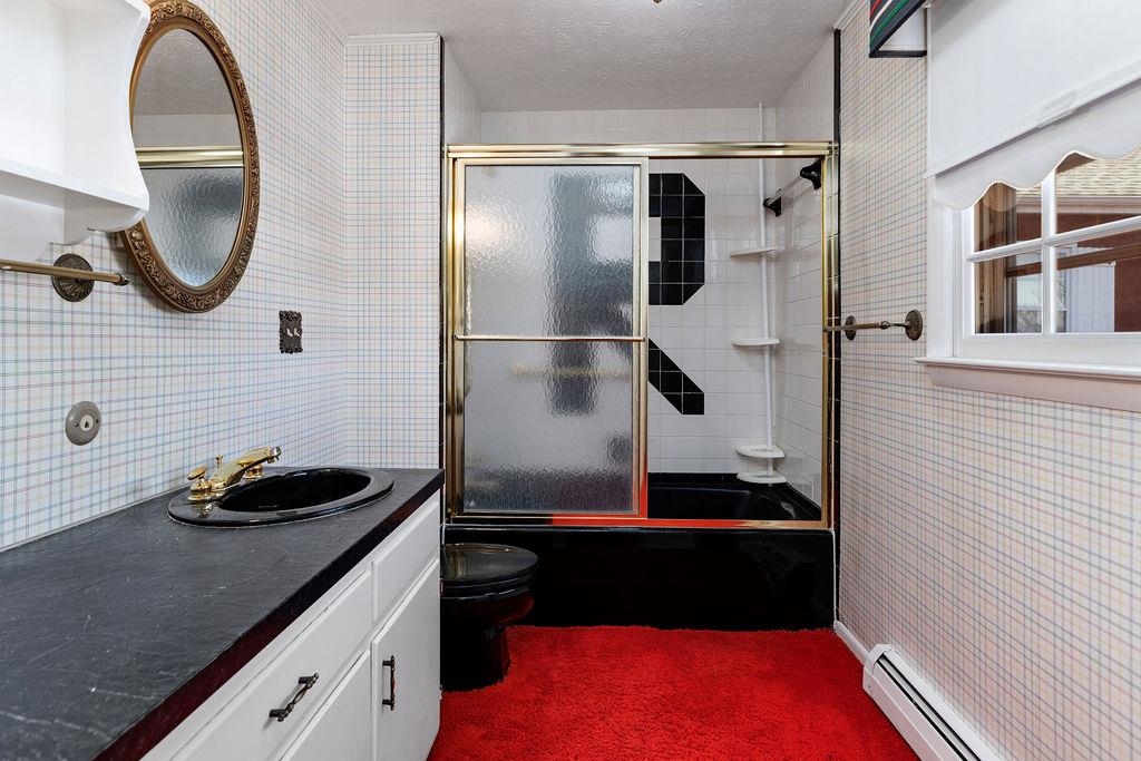 1004 E BEVERLEY ST, STAUNTON, Virginia 24401, 6 Bedrooms Bedrooms, ,5 BathroomsBathrooms,Residential,1004 E BEVERLEY ST,670775 MLS # 670775 1004 E BEVERLEY ST, STAUNTON, Virginia 24401, 6 Bedrooms Bedrooms, ,5 BathroomsBathrooms,Residential,1004 E BEVERLEY ST,670775 MLS # 670775