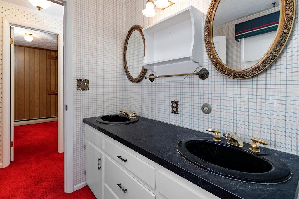 1004 E BEVERLEY ST, STAUNTON, Virginia 24401, 6 Bedrooms Bedrooms, ,5 BathroomsBathrooms,Residential,1004 E BEVERLEY ST,670775 MLS # 670775 1004 E BEVERLEY ST, STAUNTON, Virginia 24401, 6 Bedrooms Bedrooms, ,5 BathroomsBathrooms,Residential,1004 E BEVERLEY ST,670775 MLS # 670775