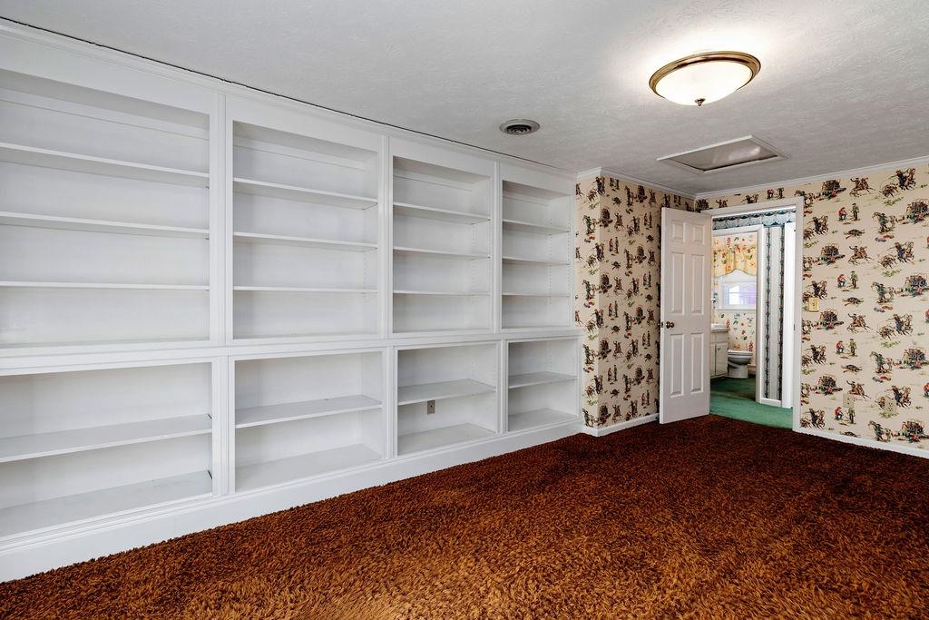 1004 E BEVERLEY ST, STAUNTON, Virginia 24401, 6 Bedrooms Bedrooms, ,5 BathroomsBathrooms,Residential,1004 E BEVERLEY ST,670775 MLS # 670775 1004 E BEVERLEY ST, STAUNTON, Virginia 24401, 6 Bedrooms Bedrooms, ,5 BathroomsBathrooms,Residential,1004 E BEVERLEY ST,670775 MLS # 670775