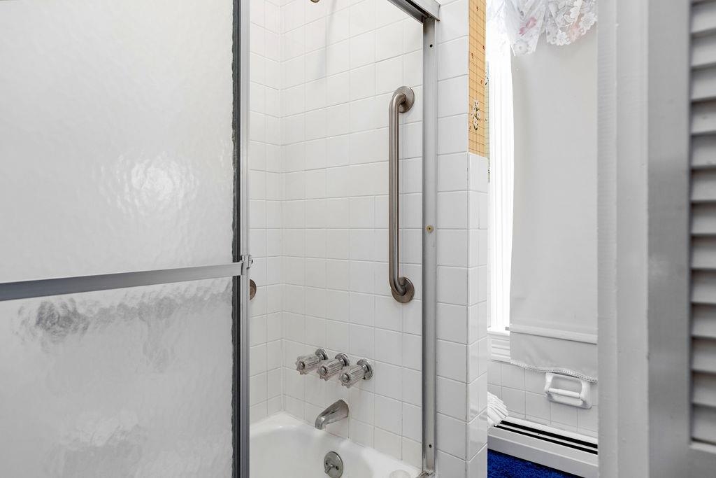 1004 E BEVERLEY ST, STAUNTON, Virginia 24401, 6 Bedrooms Bedrooms, ,5 BathroomsBathrooms,Residential,1004 E BEVERLEY ST,670775 MLS # 670775 1004 E BEVERLEY ST, STAUNTON, Virginia 24401, 6 Bedrooms Bedrooms, ,5 BathroomsBathrooms,Residential,1004 E BEVERLEY ST,670775 MLS # 670775