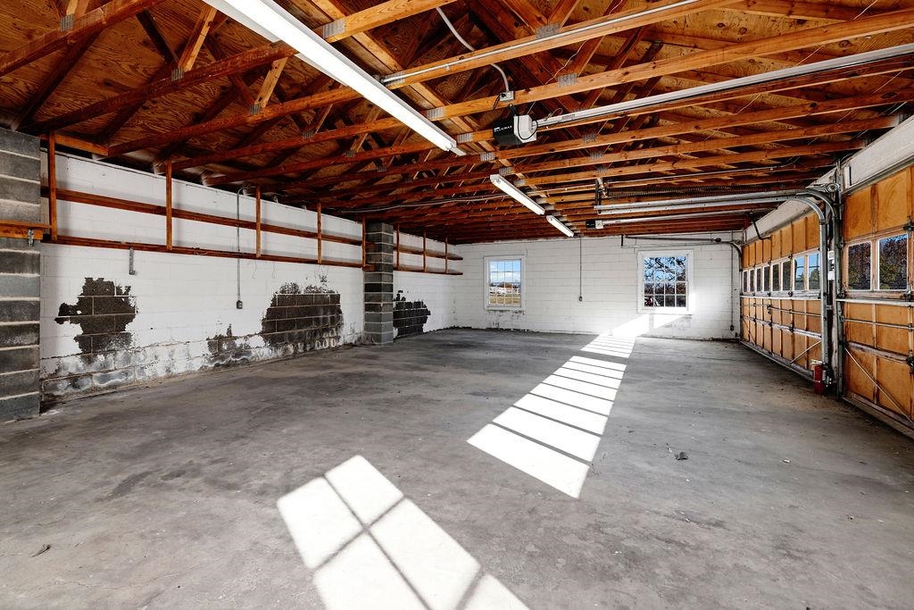 1004 E BEVERLEY ST, STAUNTON, Virginia 24401, 6 Bedrooms Bedrooms, ,5 BathroomsBathrooms,Residential,1004 E BEVERLEY ST,670775 MLS # 670775 1004 E BEVERLEY ST, STAUNTON, Virginia 24401, 6 Bedrooms Bedrooms, ,5 BathroomsBathrooms,Residential,1004 E BEVERLEY ST,670775 MLS # 670775