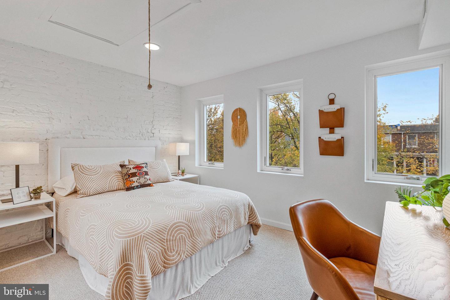 323 17TH ST SE, WASHINGTON, District Of Columbia 20003, 2 Bedrooms Bedrooms, ,1 BathroomBathrooms,Residential,For sale,323 17TH ST SE,DCDC2221022 MLS # DCDC2221022 323 17TH ST SE, WASHINGTON, District Of Columbia 20003, 2 Bedrooms Bedrooms, ,1 BathroomBathrooms,Residential,For sale,323 17TH ST SE,DCDC2221022 MLS # DCDC2221022