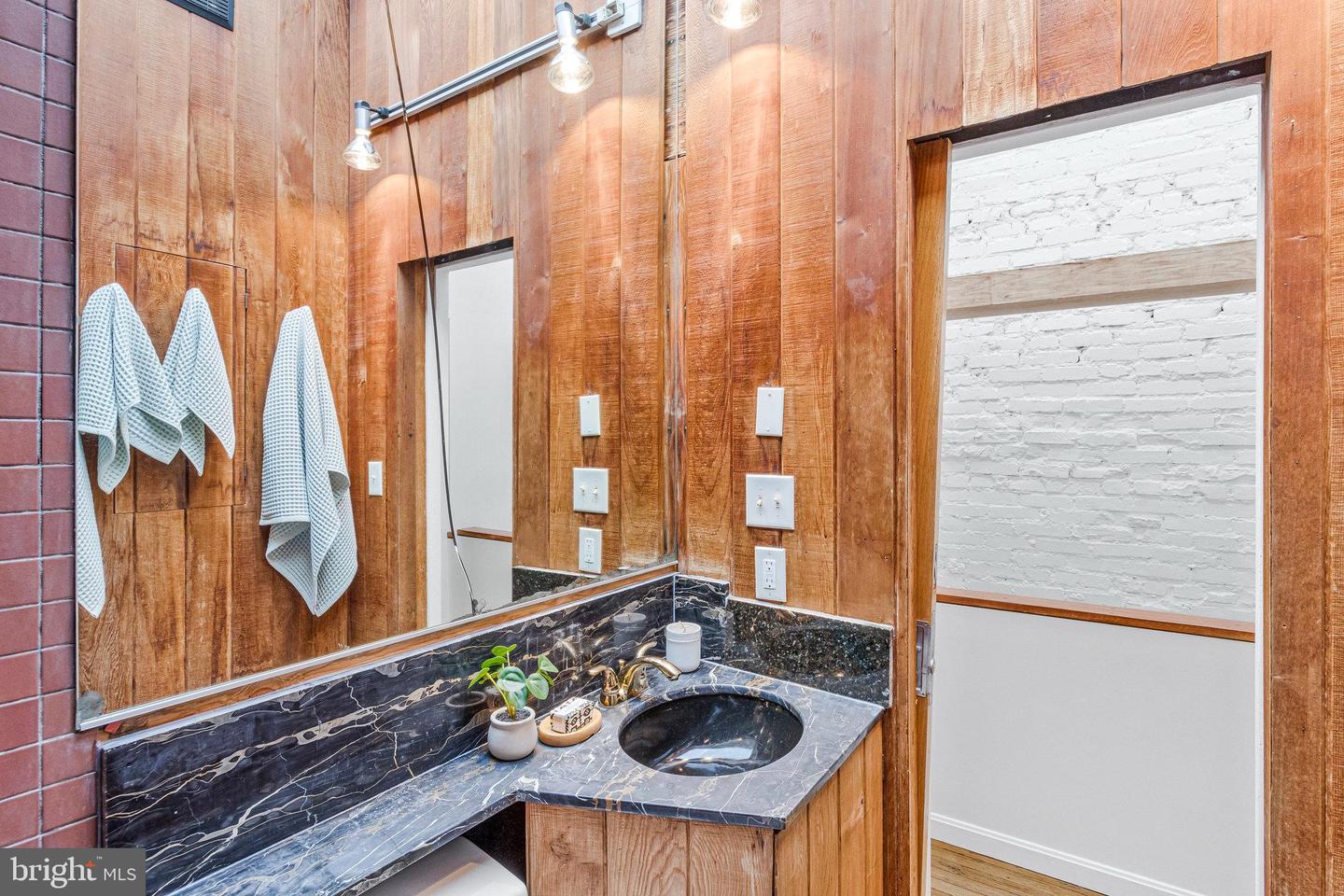 323 17TH ST SE, WASHINGTON, District Of Columbia 20003, 2 Bedrooms Bedrooms, ,1 BathroomBathrooms,Residential,For sale,323 17TH ST SE,DCDC2221022 MLS # DCDC2221022 323 17TH ST SE, WASHINGTON, District Of Columbia 20003, 2 Bedrooms Bedrooms, ,1 BathroomBathrooms,Residential,For sale,323 17TH ST SE,DCDC2221022 MLS # DCDC2221022