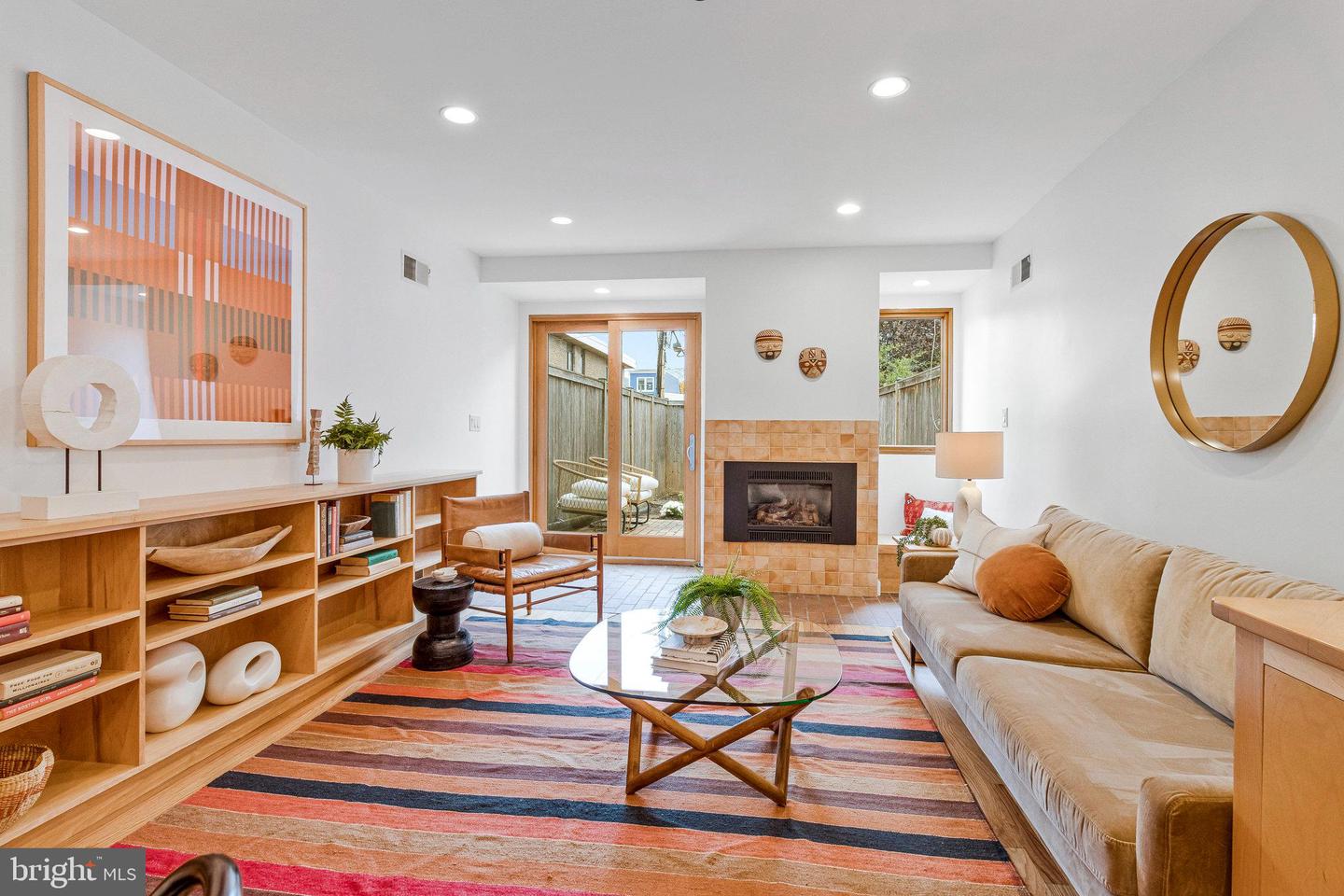 323 17TH ST SE, WASHINGTON, District Of Columbia 20003, 2 Bedrooms Bedrooms, ,1 BathroomBathrooms,Residential,For sale,323 17TH ST SE,DCDC2221022 MLS # DCDC2221022 323 17TH ST SE, WASHINGTON, District Of Columbia 20003, 2 Bedrooms Bedrooms, ,1 BathroomBathrooms,Residential,For sale,323 17TH ST SE,DCDC2221022 MLS # DCDC2221022