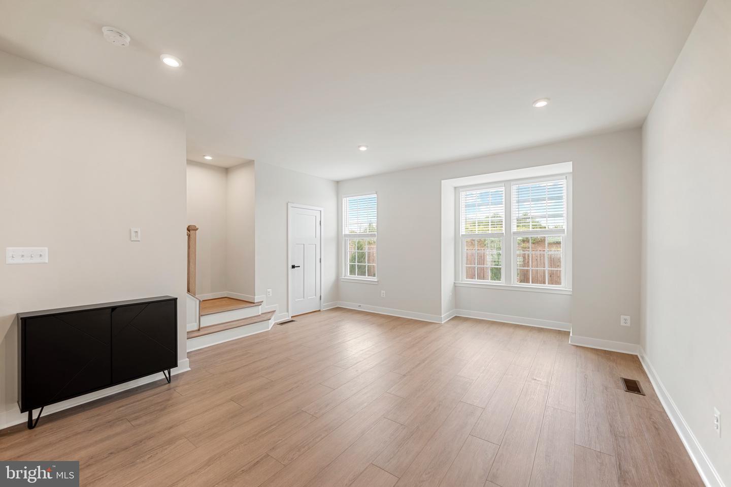 24563 POMMEL TER, STERLING, Virginia 20166, 3 Bedrooms Bedrooms, ,2 BathroomsBathrooms,Residential,For sale,24563 POMMEL TER,VALO2107024 MLS # VALO2107024