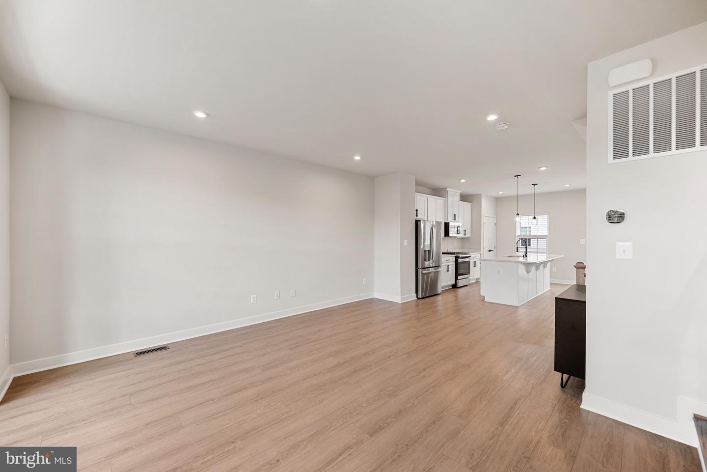 24563 POMMEL TER, STERLING, Virginia 20166, 3 Bedrooms Bedrooms, ,2 BathroomsBathrooms,Residential,For sale,24563 POMMEL TER,VALO2107024 MLS # VALO2107024