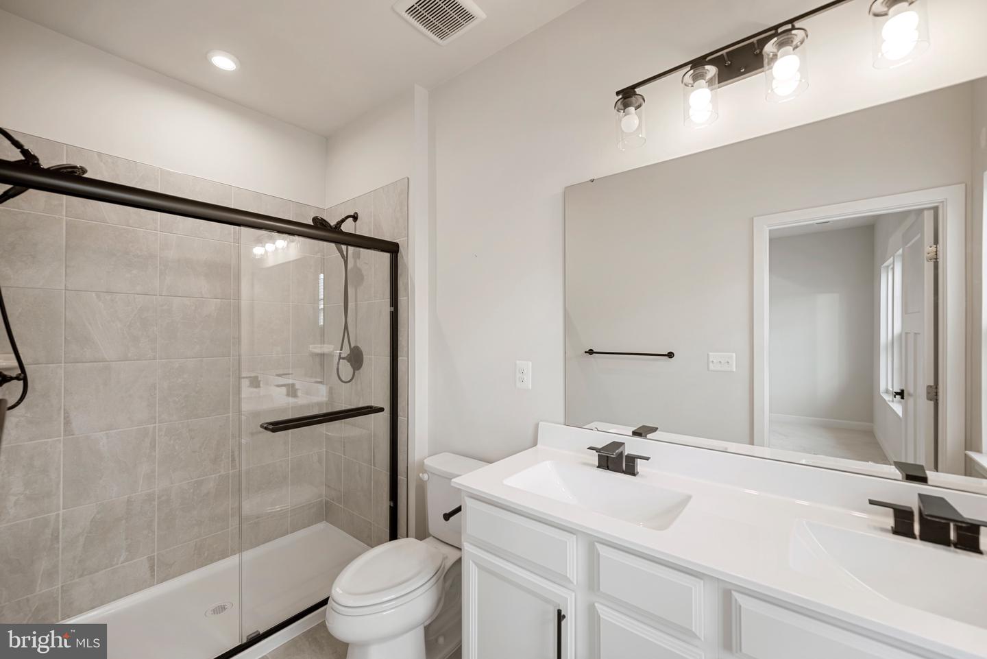 24563 POMMEL TER, STERLING, Virginia 20166, 3 Bedrooms Bedrooms, ,2 BathroomsBathrooms,Residential,For sale,24563 POMMEL TER,VALO2107024 MLS # VALO2107024