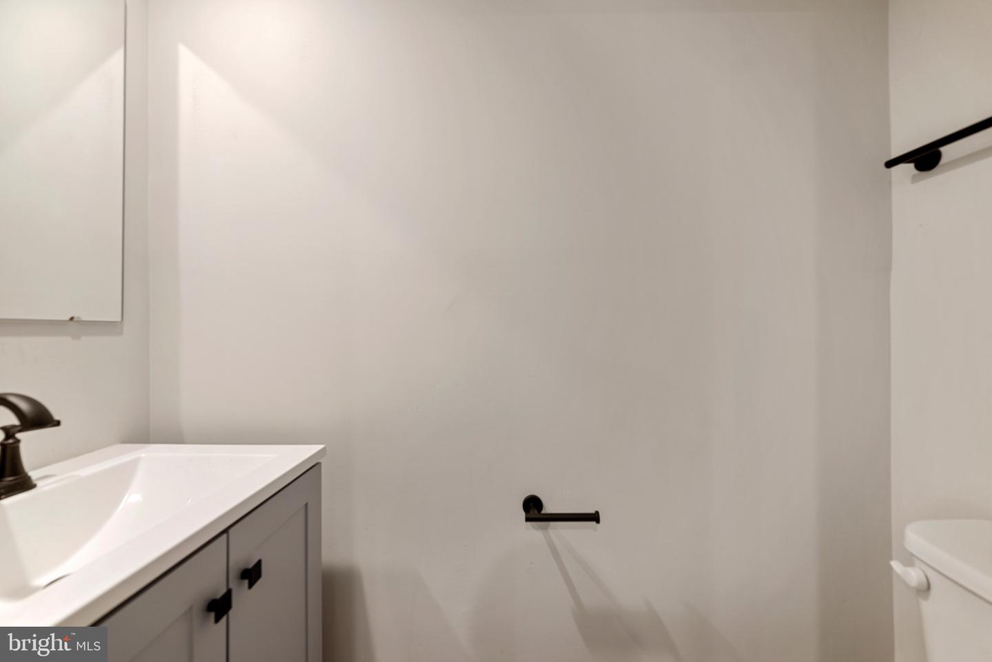 24563 POMMEL TER, STERLING, Virginia 20166, 3 Bedrooms Bedrooms, ,2 BathroomsBathrooms,Residential,For sale,24563 POMMEL TER,VALO2107024 MLS # VALO2107024